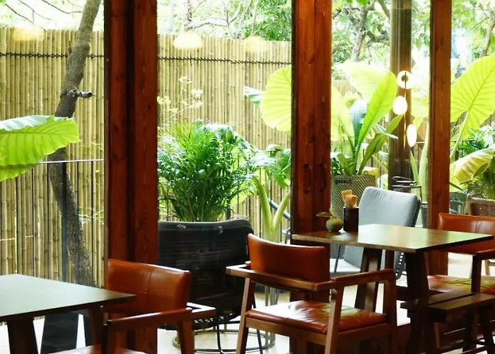 Hotel Karaarom